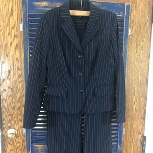 Women’s business suit